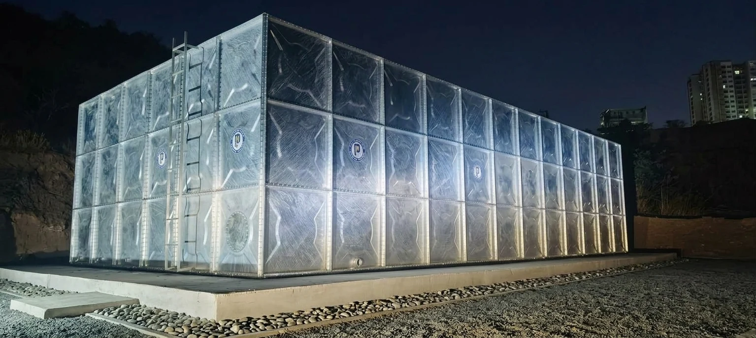Hot-Dip galvanized water tanks